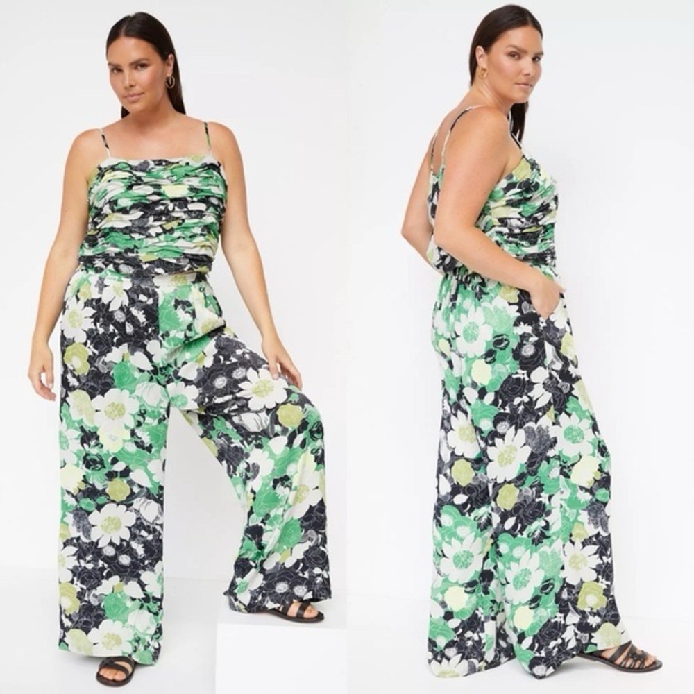 Anthropologie Floral Green and Black Women's 2 Piece Pant Set size 12